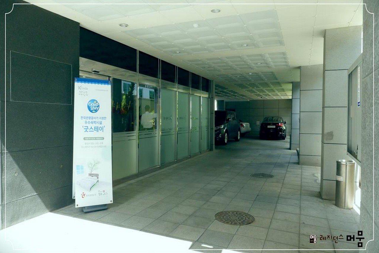 Residence Mumum Hotel Busan Exterior photo