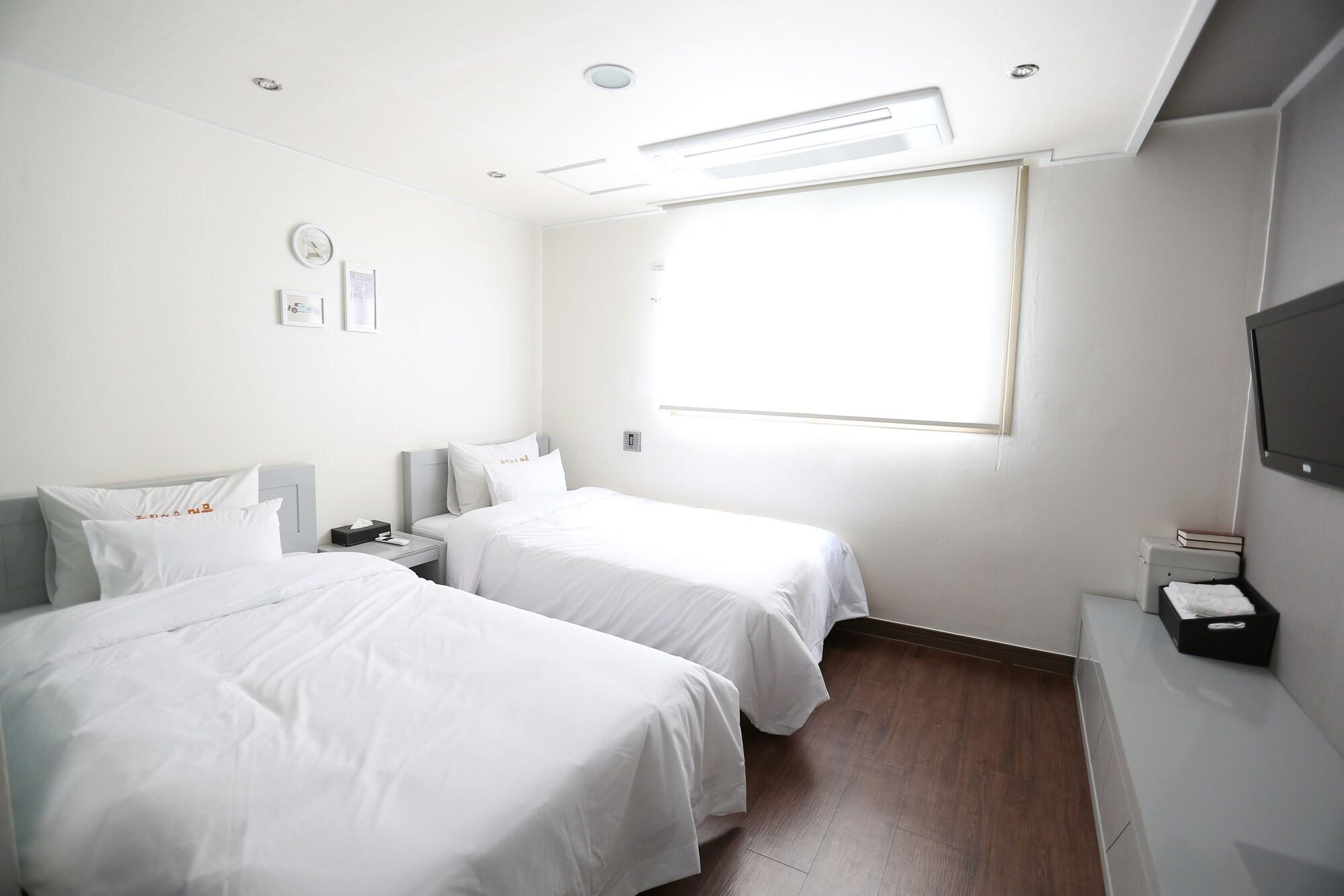 Residence Mumum Hotel Busan Exterior photo