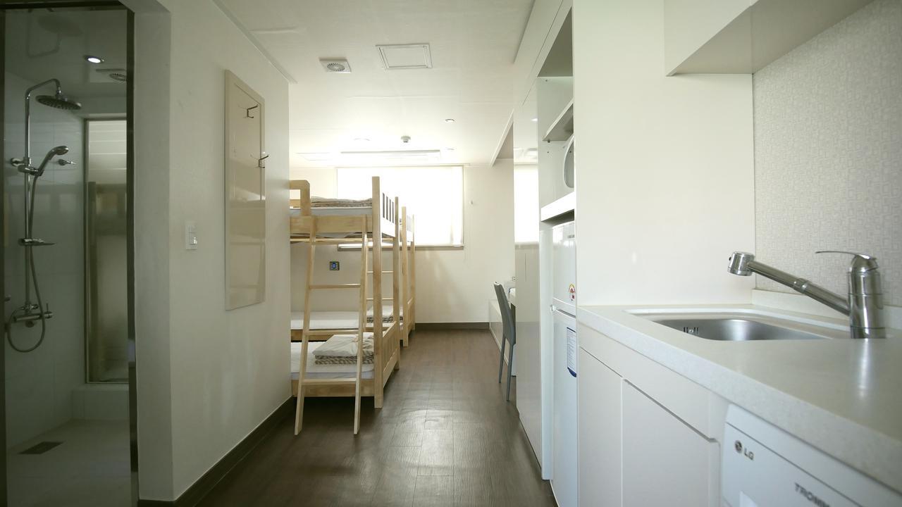 Residence Mumum Hotel Busan Exterior photo