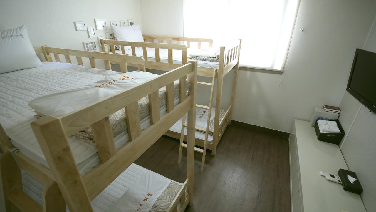 Residence Mumum Hotel Busan Exterior photo